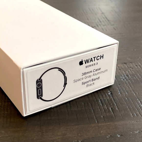 Apple Watch Series 3 - 38mm 👑 BUNDLE! - Picture 15 of 16